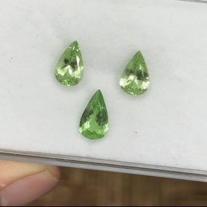 ชุดแหวนพลอยทซาวอไรต์สีเขียวธรรมชาติทรงลูกแพร์ 3 ชิ้น 3.62 กะรัต ของริชับ อินเตอร์เนชั่นแนล พร้อมสีสันเปลี่ยนแปลง เหมาะสำหรับเครื่องประดับชั้นดี - Product Image 1