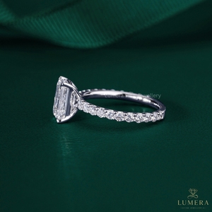 Bague de fiançailles en diamant de laboratoire taille émeraude, or blanc 14K 18K, pavé, solitaire, bague de mariage OEM ODM - Product Image 2