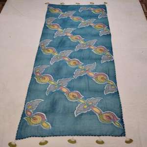 Écharpe en pure laine mérinos douce, motif dessiné à la main, châle de mode hivernal haut de gamme, extensible dans quatre sens, respirant, léger, pour femme - Product Image 4