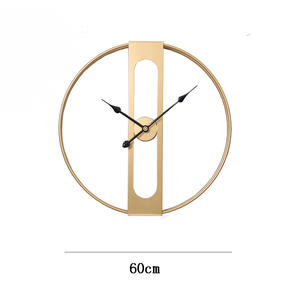 Horloge murale en métal de qualité supérieure qui améliore l'harmonie visuelle, un design sophistiqué qui crée un look intérieur raffiné. - Product Image 6