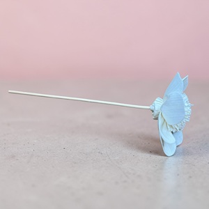 Flores de Anémona de Nieve Hechas a Mano y Sostenibles, de Madera Sola, Tamaño: 8.5 CM, Varilla de Fibra Vegetal de Sesbania de Tailandia - Product Image 2