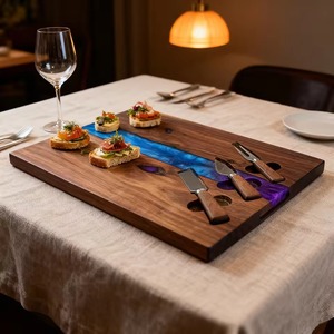 Tabla de Quesos de Madera de Nogal Negro 100% Ecológica y Duradera, Tabla de Cortar Rectangular con Cuchillos - Product Image 2