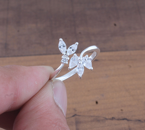 Luxury Silver Plated 925 Sterling Silver Cubic Zirconia <b>Ring</b> AAAA <b>CZ</b> Diamond Engagement Wedding Band Women Jewelry Wholesale - Product Image 4