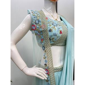 Sari et Koti élégants avec broderies pour tenues de soirée pour robes de demoiselles d'honneur - Product Image 3