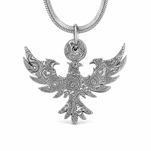 Collar con Colgante de Águila de Acero de Damasco Hecho a Mano por Ahmad Fabric, Diseño Intrincado en Relieve, Estilo Lujoso, Regalo Promocional - Product Image 6
