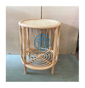 Table d'appoint en osier fait main, table d'appoint en rotin pour salon et décoration intérieure - Product Image 1