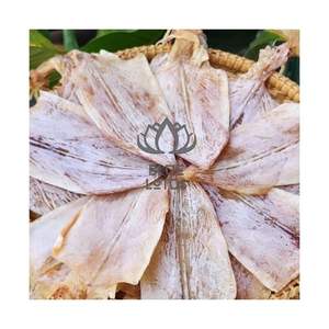 Meilleures ventes 2026 Calamar séché pour les soirées en bar et les fêtes, goût salé pur, transformation soignée, emballage frais en tranches, en rouleaux et en morceaux - Product Image 1