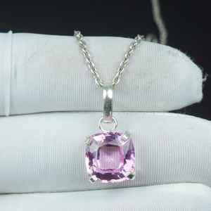 จี้คุนไซต์สีชมพูทรงคุชชั่น 15 กะรัต สร้อยคอเงินแท้ 925 สไตล์วินเทจ ของขวัญครบรอบที่ดีที่สุด เครื่องประดับ - Product Image 4