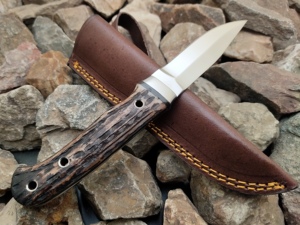Cuchillo de Supervivencia para Exteriores con Hoja de Acero Inoxidable y Mango Cómodo para Camping y Senderismo - Product Image 4