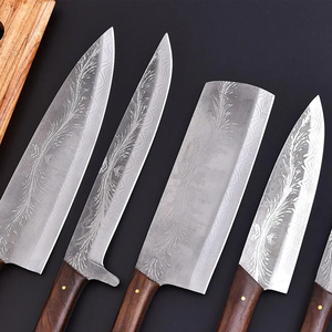 Ensemble de couteaux de chef en acier Damas faits à la main avec étui en cuir, ensemble de couteaux de cuisine pour les passionnés de cuisine et les professionnels culinaires - Product Image 2