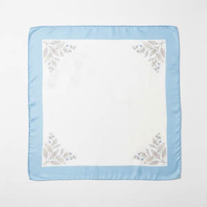Écharpe bandana élégante à motifs, douce et respirante, pour les journées à la plage, les vacances d'été et les tenues décontractées en plein air - Product Image 1