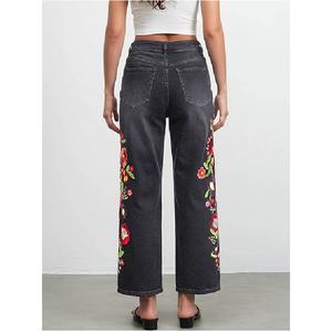 Pantalones vaqueros de mezclilla de cintura alta para mujer, con bordado floral, corte holgado, estilo bohemio, hasta el tobillo, de algodón, para verano - Product Image 3