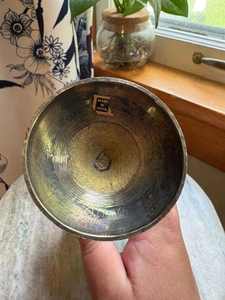 Nouveauté : Vase décoratif en laiton avec motif floral en acrylique pour la décoration de la maison ou comme cadeau, en métal, à prix raisonnable - Product Image 5