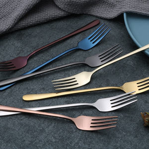 Juego de Tenedores de Acero Inoxidable Color Oro Rosa con Mango Largo, Plateados, para Ensalada, Fruta y Comida - Product Image 2