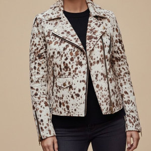 Chaqueta de Cuero Vacuno Premium para Mujer, Corte Clásico y Atemporal, Transpirable y de Secado Rápido, en Venta Online - Product Image 1