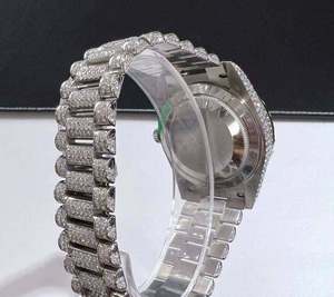 Montre de luxe pour homme 2025, entièrement sertie de diamants Moissanite, style Hip Hop, bijoux de poignet, inspirée des célébrités et du style urbain - Product Image 5