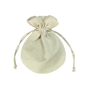 Sac en coton bio écologique personnalisé, pochette à bijoux recyclable avec fermeture à cordon et logo personnalisé imprimé à l'écran - Product Image 1