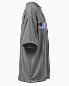 T-shirt décontracté en jersey tricoté à manches courtes et col rond marron pour homme avec impression de lettres colorées sur le devant, logo personnalisé, grande taille - Product Image 2
