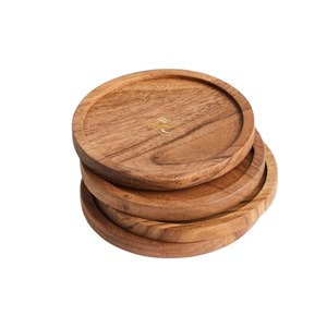 Ensemble de sous-verres en bois écologiques avec finition naturelle pour une protection durable de la table - Product Image 1
