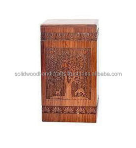 Boîte d'urne en bois faite à la main pour cendres humaines urnes funéraires pour hommes et femmes urnes de haute qualité - Product Image 3