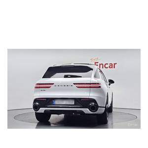 Genesis GV70 2.5T 2024, Gasolina, 2WD, con Caja de Cambios Automática, Asientos de Cuero, Cámara Trasera - 20,165 km, Volante a la Izquierda - Product Image 4