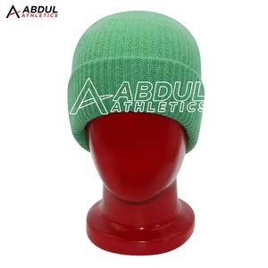 Gorros casuales modernos de material cálido diseñados para la moda urbana, ropa de invierno con jacquard y comodidad diaria. - Product Image 2