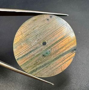 หน้าปัดนาฬิกาแบบแบน ลาบราดอไรต์สีทอง ขนาด 31.50 มม. หนา 1 มม. รูตรงกลาง 2 มม. - Product Image 5