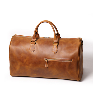 Sac de sport pour homme à prix avantageux, personnalisable (logo/couleurs), très tendance, confortable, léger et au style optimal. - Product Image 1