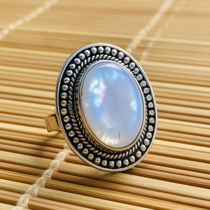 แหวนดีไซน์มูนสโตน น้ำหนัก 9.4 กรัม - Product Image 3