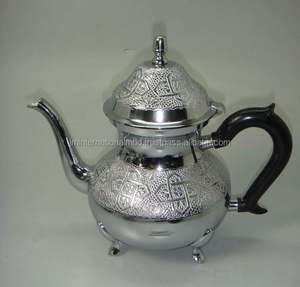 Théière marocaine en argent arabe - Product Image 1