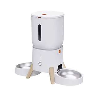 เครื่องให้อาหารสัตว์เลี้ยงอัตโนมัติอัจฉริยะสำหรับสุนัขและแมว พร้อมจอ LCD ตัวเลือกการชาร์จ ดีไซน์ทันสมัย โครงสร้างสแตนเลสและ ABS พกพาสะดวก - Product Image 1