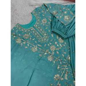 Conjunto de traje de trabajo de secuencia y bordado para mujer - Product Image 4