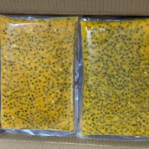 Purée de fruit de la passion surgelée du Vietnam LQF, fraîchement congelée, prête à la cuisson, pour jus, desserts, aliments, fournisseur, production de boissons, eau en vrac - Product Image 1