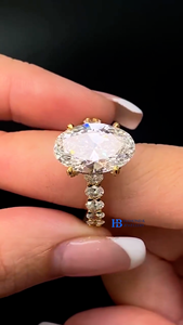 Bague de fiançailles en or massif 10 carats, bague de mariage ovale avec halo, bijou vintage, bague pour femme avec halo de diamants - Product Image 6