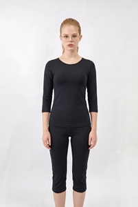 Breathable Knee-Length <b>Tracksuit</b> for Women – Solid Color Lightweight Sportswear Set for Training and Casual Wear - Product Image 5