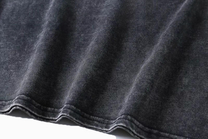 Camiseta Corta de Verano para Mujer, Negra, Transpirable, con Efecto Desgastado, Bordado de Letras Vintage, Cuello Redondo, Lavado Ácido, Talla Grande, Lisa - Product Image 2