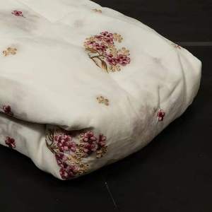 Tissu en Chiffon Brodé Malty Dobby 100% Polyester Respirant Écologique pour Mariage, Couleurs Personnalisées, Fournisseur Textile Export - Product Image 1