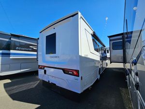 รถบ้าน Coachmen Euro 25EU คุณภาพสูง รถใหม่มาถึงแล้ว สภาพดี สะอาด พร้อมขาย - Product Image 5