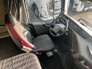 รถบรรทุกใหม่เอี่ยม VOLVO FH 500 GLOBETROTTER ปี 2017 กำลัง 510 แรงม้า 338 กิโลวัตต์ ระยะทาง 656,900 กม. เครื่องยนต์ 5.5 ลิตร เกียร์อัตโนมัติ 9 สปีด - Product Image 5