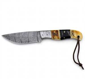 Cuchillo hecho a mano con hoja de acero de Damasco y mango de hueso de camello, tipo Drop Point, para uso general. - Product Image 1
