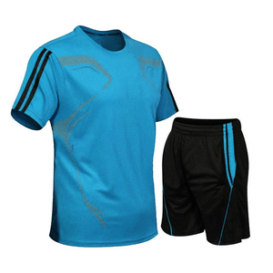Ensemble de vêtements de sport de performance pour hommes, uniforme de tennis haut de gamme, jersey et short légers et respirants pour l'entraînement et les tournois - Product Image 5