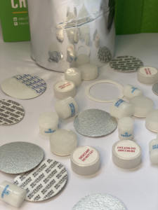 Forro de inducción con lengüeta de medio tirón impreso personalizado, a prueba de fugas, seguro para alimentos, fácil de abrir, sello para cierre de botella, tapas de botella hechas en Vietnam - Product Image 6