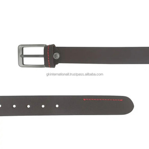 Cinturón Casual Clásico de Cuero Vacuno Natural Negro para Hombre y Mujer con Costura Roja a Mano en la Punta y el Anillo - Product Image 1