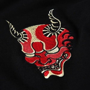 Sudadera con Capucha para Hombre, Negra, con Bordado de Dragón Japonés Rojo y Blanco, Estilo Otoñal, Corte Regular, Tejido de Algodón - Product Image 5