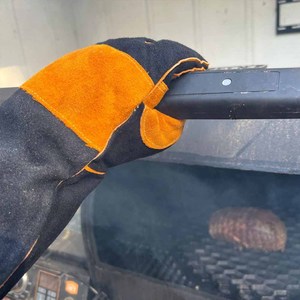 ถุงมือหนังวัวแท้แบบเต็มนิ้ว ป้องกันความร้อน ป้องกันการถูกกัด สำหรับงานดับเพลิง บาร์บีคิว และงานก่อสร้าง - Product Image 4