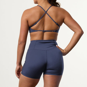 Ensemble de vêtements de sport pour femmes, soutien-gorge de sport taille haute et short, couleur unie, sans couture, respirant, vêtements de yoga et d'entraînement pour femmes - Product Image 6