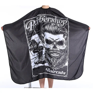 Capa de Peluquería RAMAFHH y MEDAX R&M-BC-62 Negra de Pongee Antiadherente con Diseño de Calavera, Cómoda para Uso Profesional en Salón y Barbería - Product Image 4