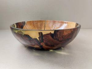 Tazón para Ensalada de Madera y Resina Epoxi Ecológico Hecho a Mano de Alta Calidad, Pieza Decorativa Única para Servir en el Hogar, Restaurantes y Fiestas - Product Image 2