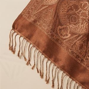 Pañuelos y chales de pashmina con bordado musulmán para mujer, con borlas, estampado floral, suaves, transpirables y a la moda. - Product Image 3