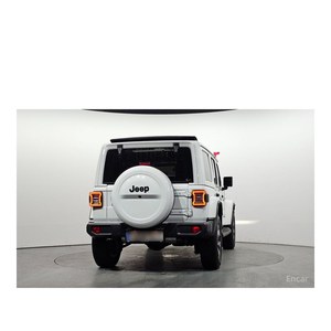 Jeep Wrangler 2.0 Overland Power Top 4 portes, SUV avec boîte de vitesses automatique, direction à gauche, sièges en tissu, caméra arrière, 27 546 km, modèle 2023 - Product Image 4